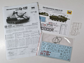 KÄYTETTY Zvezda 1/35 Soviet Tank Destroyer SU-122