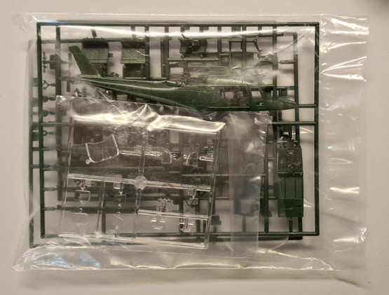 KÄYTETTY Revell 1/72 Agusta A-109 KM (Military)