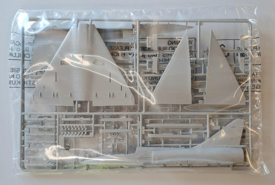KÄYTETTY Revell 1/72 Dassault Mirage 2000C Tigermeet