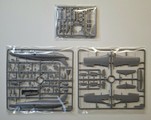 KÄYTETTY AMK 1/72 L-29 Delfin