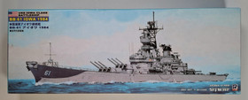 KÄYTETTY Pit-Road 1/700 USS Iowa Class Battleship BB-61 Iowa 1984