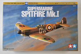 KÄYTETTY Tamiya 1/72 Supermarine Spitfire Mk.I + lisäosia