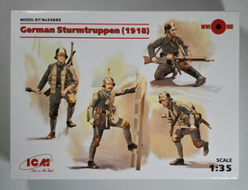 KÄYTETTY ICM 1/35 German Sturmtruppen (1918)