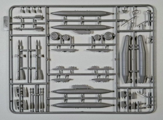 KÄYTETTY ICM 1/72 MiG-29 