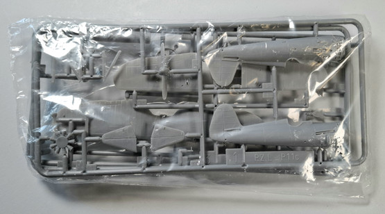 KÄYTETTY Encore Models 1/72 PZL P-11c