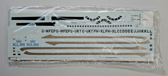 KÄYTETTY F-RSIN Plastic 1/144 ATR 72 - KLM uk + lisäosia