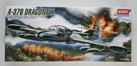 KÄYTETTY Academy 1/72 A-37B Dragonfly