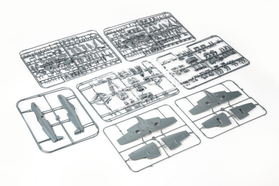 Eduard 1/48 Spitfire Story: Malta (Limited Edition DUAL COMBO)