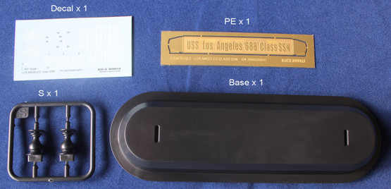 Riich.Models 1/350 USS Los Angeles '688' Class SSN w/DSRV-1