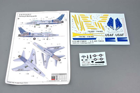 Trumpeter 1/72 F-100D Super Sabre