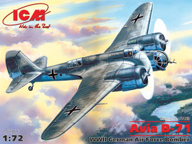 ICM 1/72 Avia B-71 WWII German Air Force Bomber