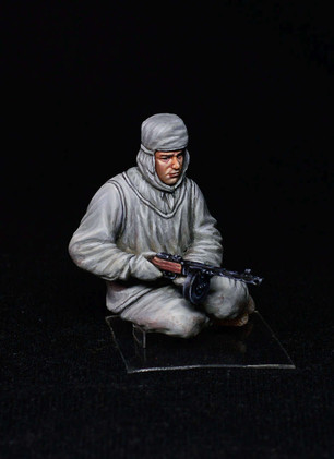 Miniart 1/35 Soviet Assault Infantry Winter Camouflage Cloaks