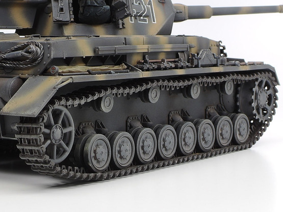 Tamiya 1/35 Panzerkampfwagen IV Ausf. G Early Production & Motorcycle Eastern Front