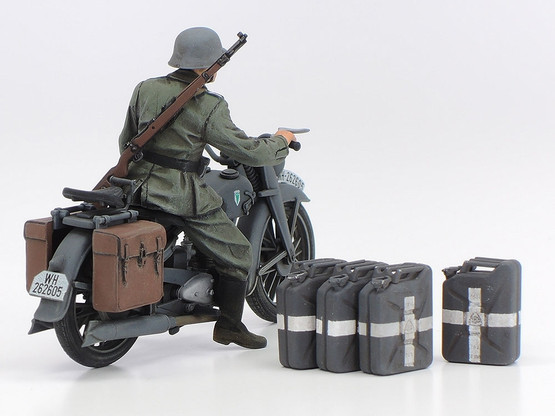 Tamiya 1/35 Panzerkampfwagen IV Ausf. G Early Production & Motorcycle Eastern Front