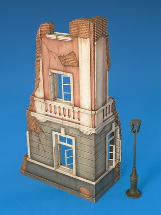 MiniArt 1/35 Ruined City Building