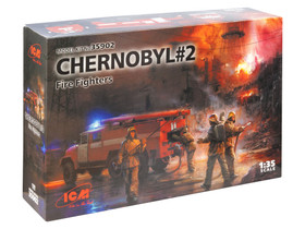 ICM 1/35 Chernobyl #2 Fire Fighters