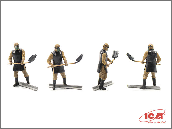 ICM 1/35 Chernobyl #3 Rubble Cleaners