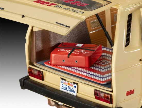 Revell 1/25 Stranger Things Argyle's VW T3 Surfer Boy Pizza Van