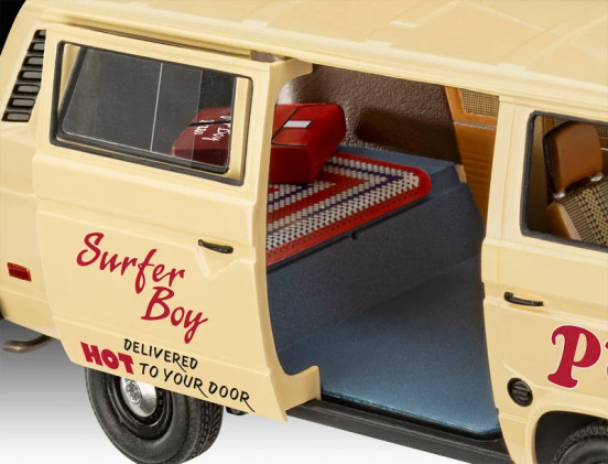 Revell 1/25 Stranger Things Argyle's VW T3 Surfer Boy Pizza Van