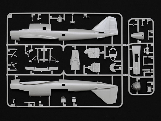 Tamiya 1/48 Ki-46 III Type 100 & 4X4 Kurogane