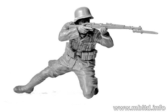 Master Box 1/35 German Infantry DAK, WWII Era, North Africa Desert Battles Series