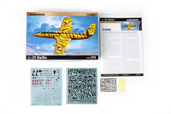 Eduard 1/72 L-29 Delfin (Profipack)