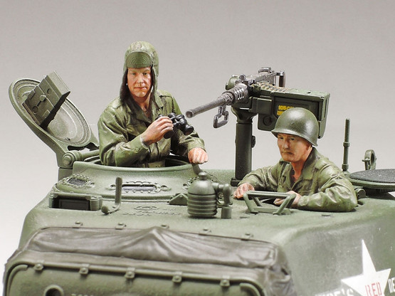 Tamiya 1/35 U.S. Medium Tank M4A3E8 Sherman 