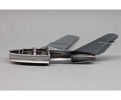 Eduard 1/72 UTI MiG-15 (Profipack)