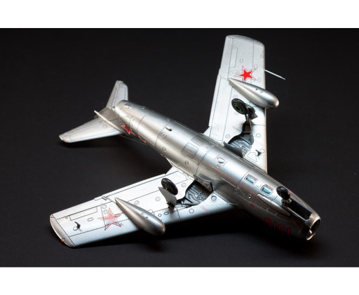 Eduard 1/72 UTI MiG-15 (Profipack)