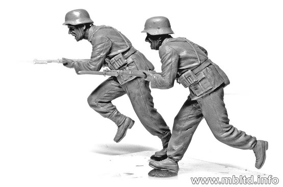 Master Box 1/35 German Infantry DAK, WWII Era, North Africa Desert Battles Series