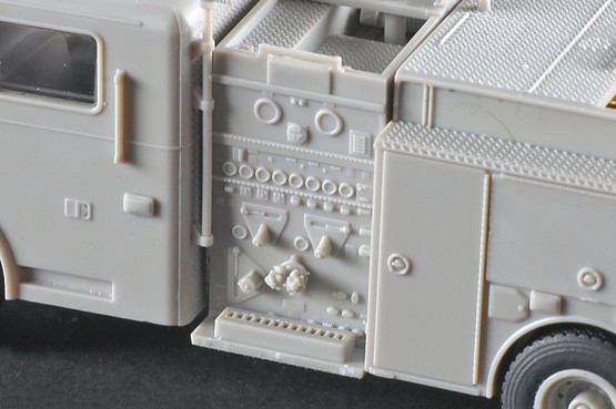 Trumpeter 1/72 American LaFrance Eagle Fire Pumper