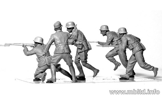 Master Box 1/35 German Infantry DAK, WWII Era, North Africa Desert Battles Series