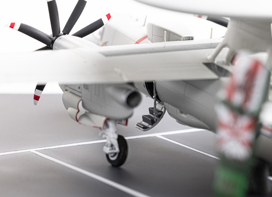 Heller 1/72 E-2C Hawkeye