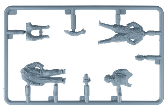 MiniArt 1/48 Finnish and Soviet Pilots w/ Accessories