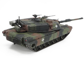 Tamiya 1/35 M1A1 Abrams Tank 