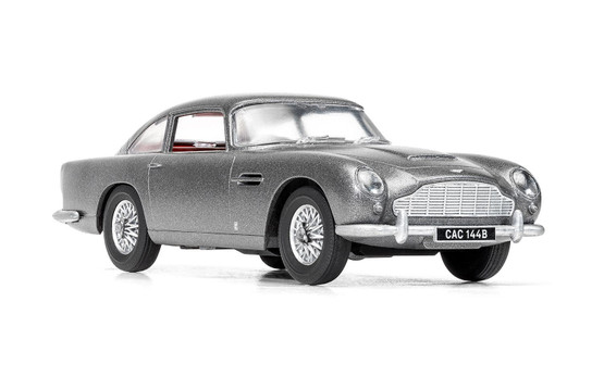 Airfix 1/43 Aston Martin DB5 aloituspakkaus