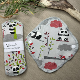 Pikkuhousunsuoja, panda