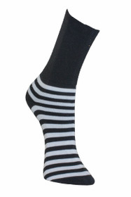 Kiristämätön raitabambusukka