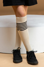 By Olga: Bambupolvisukka