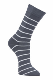 Kapearaitainen puuvillasukka