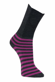 Kiristämätön, raidallinen puuvillasukka