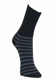 Kiristämätön, raidallinen puuvillasukka