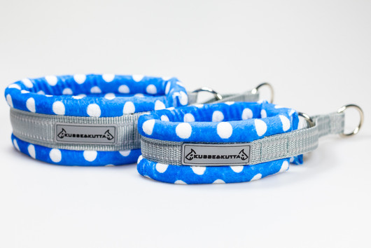 Kusse & Kutta 1/2-kiristävä panta, koko 5, polka, sininen