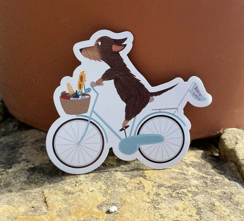 Magneetti, kk mäykky pyöräilee