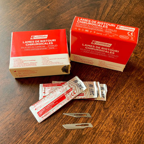 Scalpel blades