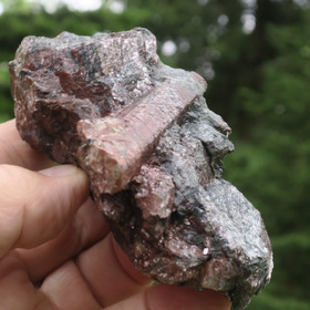 Beryllikide pegmatiitissa 335g Suomi Hi95-41