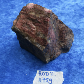 Rodoniitti 1175g raakakivi, keräilykivi. Vittinki Suomi ROD11