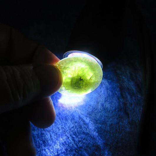 Rintakoru vihreä apatiitti 