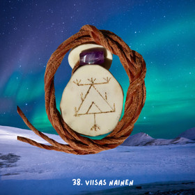 Riipus poronsarvi ja ametisti. Viisas nainen nro38 