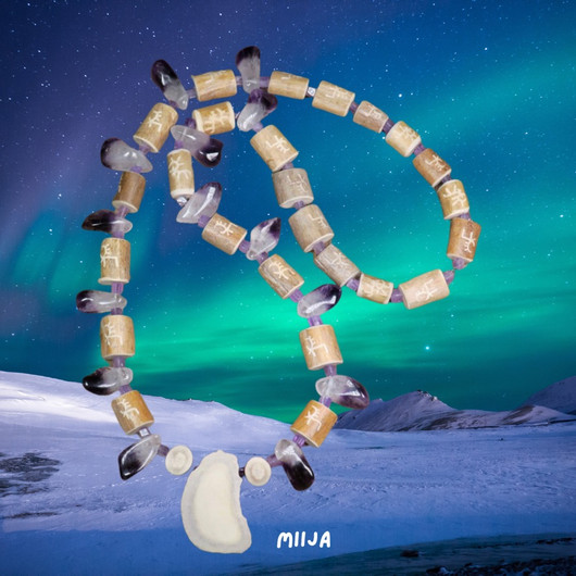 Helmet ametisti ja kaiverrettu poronsarvi 70cm MIIJA